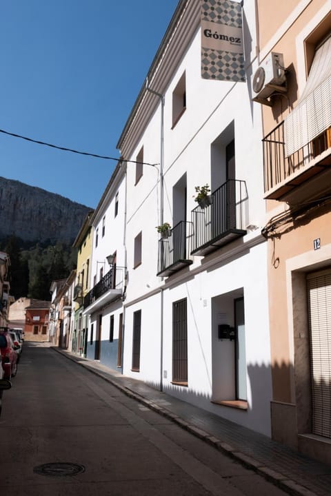 GOMEZ ROOMS Bed and Breakfast in Xàtiva