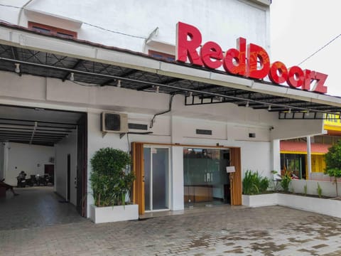 RedDoorz near Prambanan Temple Bed and Breakfast in Special Region of Yogyakarta