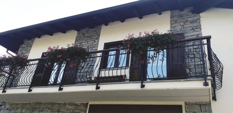 Property building, Balcony/Terrace