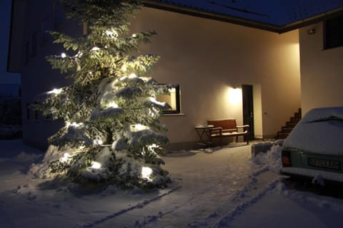 Facade/entrance, Winter