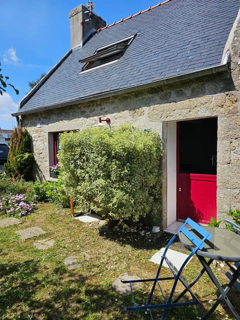 Facade/entrance, Street view