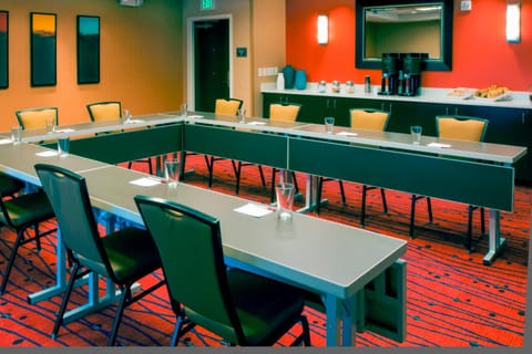 Meeting/conference room