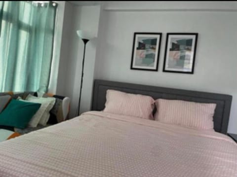 F-10C Parkside Villas Bed and Breakfast in Pasay