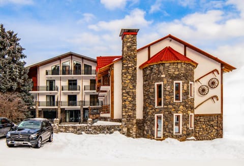 Property building, Nearby landmark, Winter