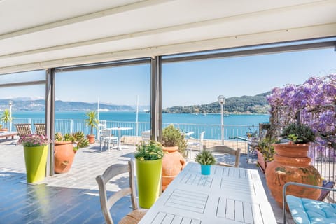 Balcony/Terrace, Sea view, Breakfast
