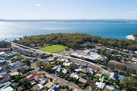 Beach & Bay Holiday Rental - Nelson Bay House in Nelson Bay