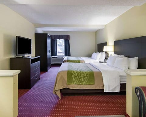 Quality Inn & Suites Little Rock West Hotel in Little Rock