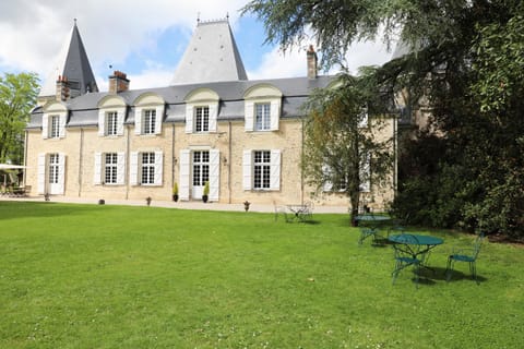 Château du Bois de La Noe Bed and Breakfast in Pays de la Loire