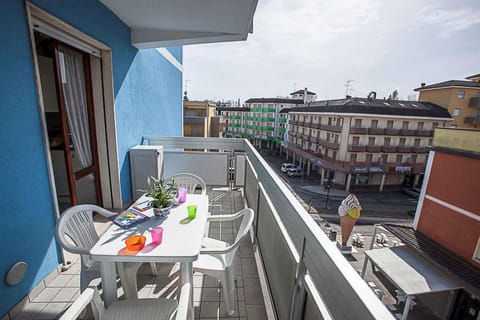 Summer, Balcony/Terrace