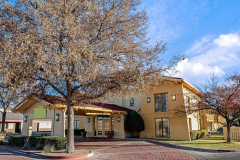 La Quinta Inn by Wyndham Amarillo Mid-City Hotel in Amarillo