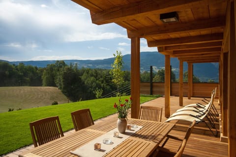 BBQ facilities, Garden, Balcony/Terrace