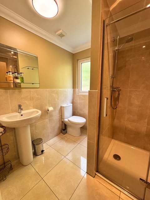 Allt Nan Ros Cottage Apartment in Scotland