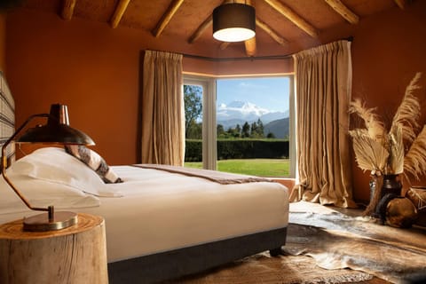 Natural landscape, Bedroom, Mountain view