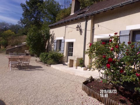 Facade/entrance, Day, Garden, Balcony/Terrace, Other, Decorative detail, On site, Time of day, Location