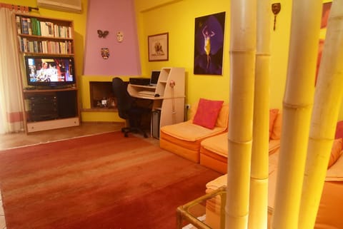 Theo and Kaiti Apartment in East Attica Regional Unit, Greece