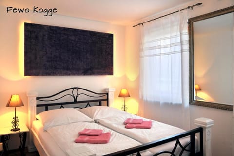 Ferienhaus - Am Kütertor - alle Apartments mit Terrasse oder Balkon - Preis inclusive 5 Prozent Bettensteuer Copropriété in Stralsund
