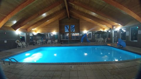 Hot Tub, Pool view, Swimming pool