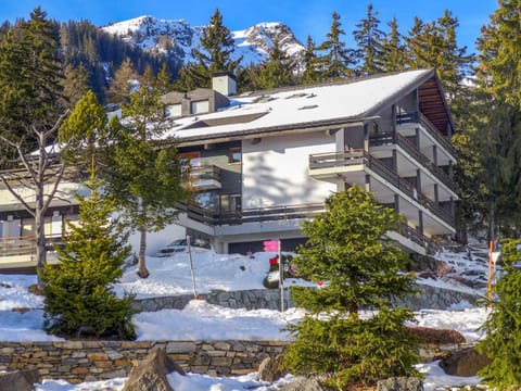 Apartment Tsaumiau A-4 by Interhome Apartment in Crans-Montana