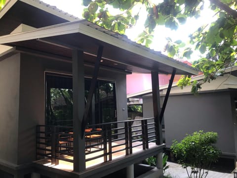 Rin Beach Resort Resort in Ban Tai