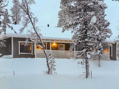 Holiday Home Hilla b by Interhome House in Lapland