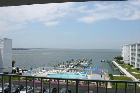 Thunder Island 128C Condo Apartment in Ocean City