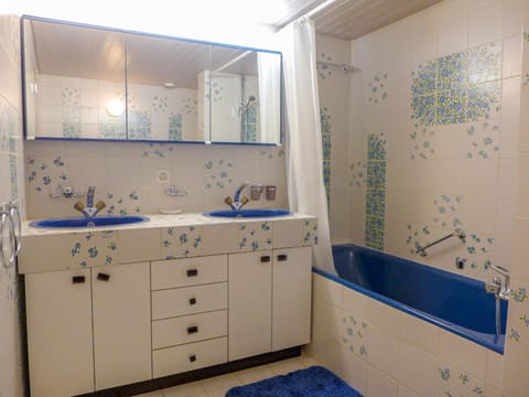 Apartment Jeanne D'Arc Apt- H-58 by Interhome Apartment in Crans-Montana