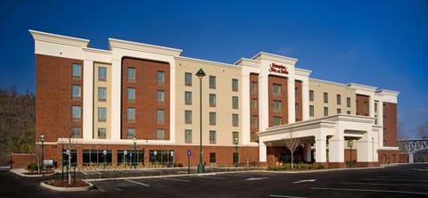 Hampton Inn & Suites Pittsburgh Waterfront West Homestead Hotel in West Homestead