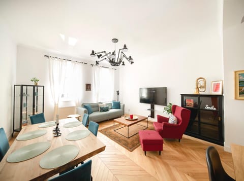 TCF Home - Modern Apartments 2 Condominio in Krakow