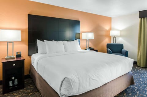 Comfort Inn & Suites Ashland Hotel in Oregon