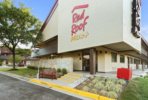 Red Roof Inn PLUS+ Baltimore - Washington DC/BWI South Hotel in Anne Arundel County