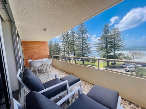 Park Towers-Goodwin Towers Holiday Units Hotel in Burleigh Heads