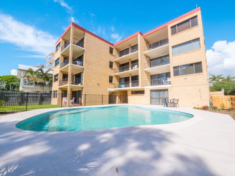 Golden Shores Unit 1 21 Landsborough Parade Apartment in Golden Beach