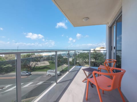 Pacific Towers Unit 4 19 Ormonde Tce Kings Beach Appartement in Kings Beach