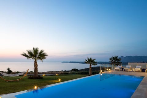 Pool view, Sea view, Swimming pool, Swimming pool, Sunset
