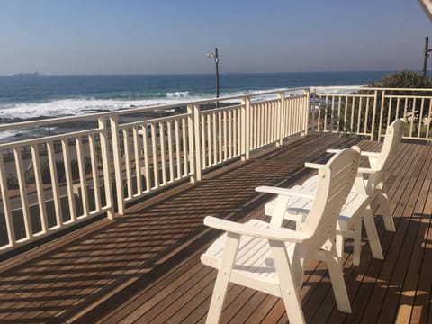 Fairlight Beach House Bed and Breakfast in KwaZulu-Natal