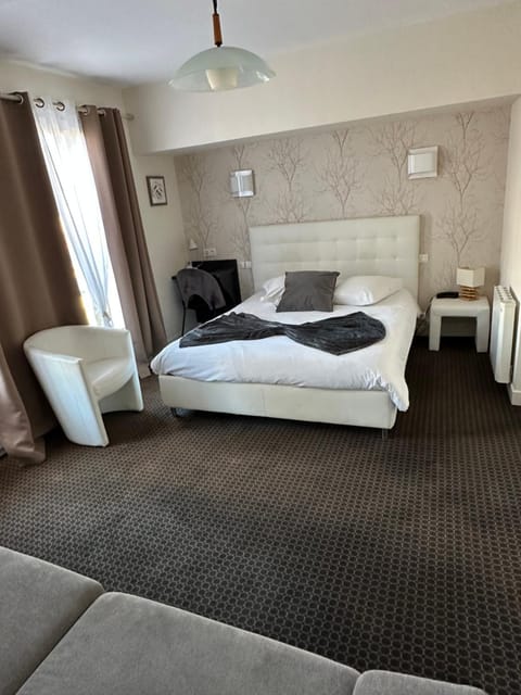 Hôtel Le Square Hotel in Aurillac