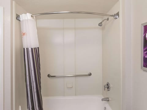 Photo of the whole room, On site