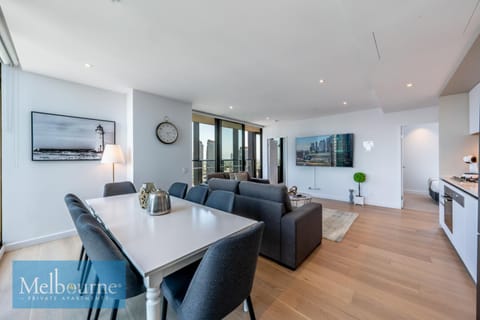 Melbourne Private Apartments - Collins Wharf Waterfront, Docklands Condo in Melbourne