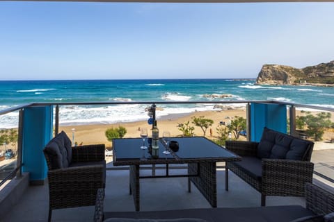 Patio, Nearby landmark, Day, Natural landscape, View (from property/room), Balcony/Terrace, Living room, Seating area, Dining area, Beach, Mountain view, Sea view