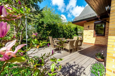 Patio, Balcony/Terrace