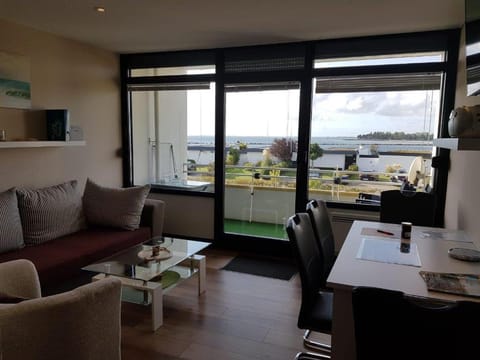Balcony/Terrace, Living room