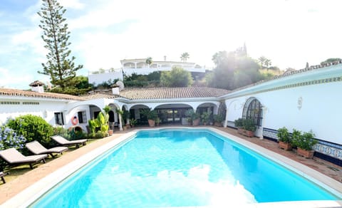 Property building, Pool view, Swimming pool
