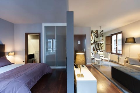 MyHouseSpain - Apartamentos Moros 41 Appartement-Hotel in Gijón