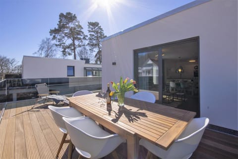 BBQ facilities, Balcony/Terrace, Dining area