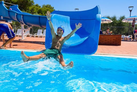 Aqua park, Swimming pool