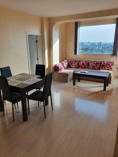 Malavi University apartment Ruse! Comfort&clean! Condo in Ruse