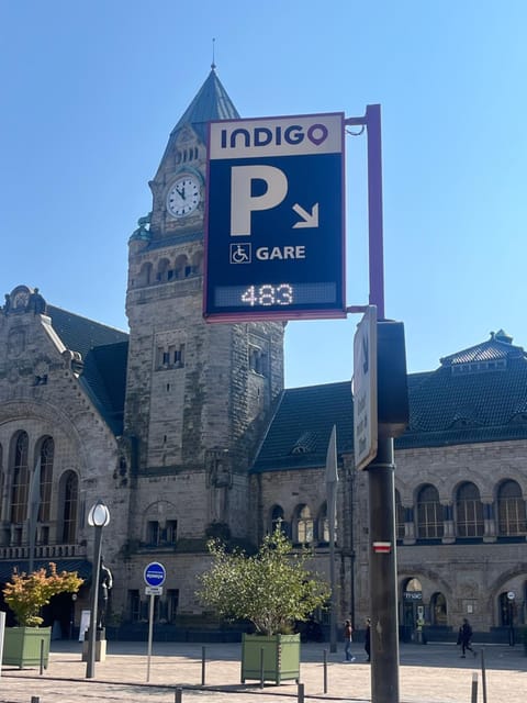 Logo/Certificate/Sign, Parking