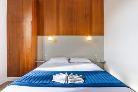 Bed, Photo of the whole room, Bedroom, towels, wardrobe