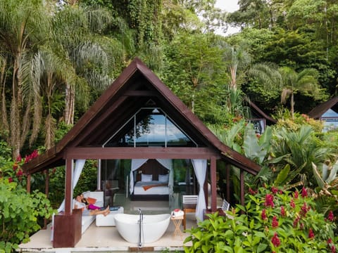 Oxygen Jungle Villas & Spa Resort in Bahía Ballena