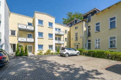 Property building, Parking